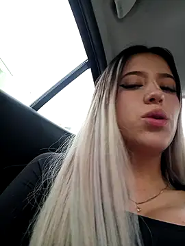 Snapshot of eva-2023 chatting on October 10, 2025, 4:06 pm eva-2023 online show from October 10, 2025, 4:06 pm