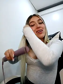 Snapshot of eva-2023 chatting on February 25, 2026, 1:04 am eva-2023 online show from February 25, 2026, 1:04 am