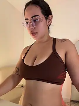anniesweet02 online show from June 11, 2026, 12:08 am