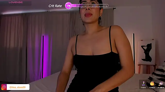 tina olsen07 online show from January 24, 2025, 8:54 pm