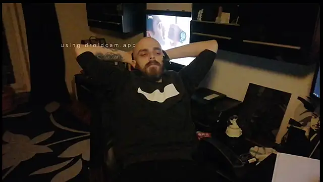 Snapshot of HardAlready chatting on December 4, 2024, 6:39 pm HardAlready online show from December 4, 2024, 6:39 pm