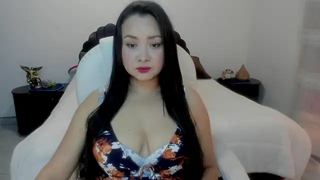 Snapshot of emilydolshe2 chatting on March 13, 2025, 3:28 pm emilydolshe2 online show from March 13, 2025, 3:28 pm