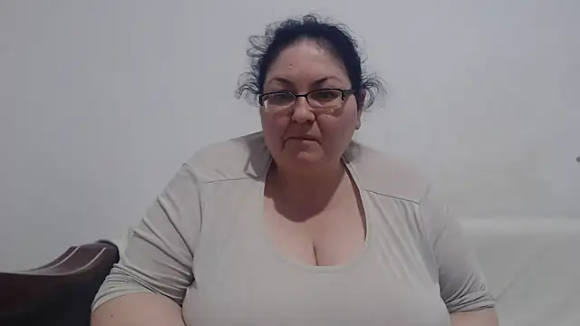 Nykyxo online show from May 26, 2026, 12:12 pm