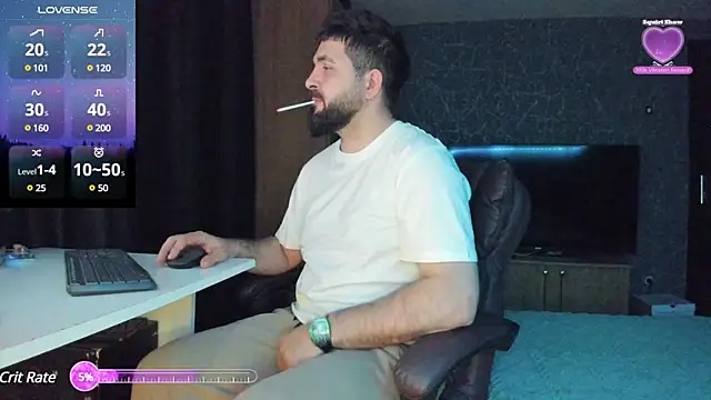 Snapshot of Eduu2322 chatting on December 17, 2024, 10:54 pm Eduu2322 online show from December 17, 2024, 10:54 pm