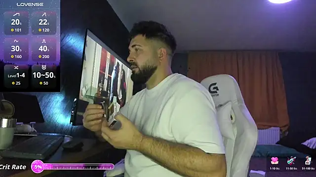 Snapshot of Eduu2322 chatting on December 1, 2025, 10:37 pm Eduu2322 online show from December 1, 2025, 10:37 pm