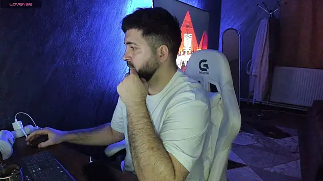 Snapshot of Eduu2322 chatting on February 25, 2026, 10:08 pm Eduu2322 online show from February 25, 2026, 10:08 pm