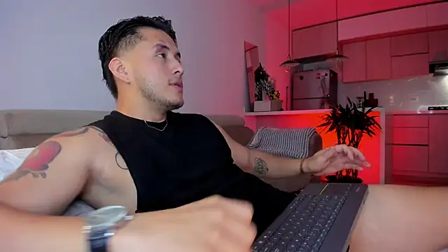 Chriskyle  online show from October 29, 2025, 12:13 am