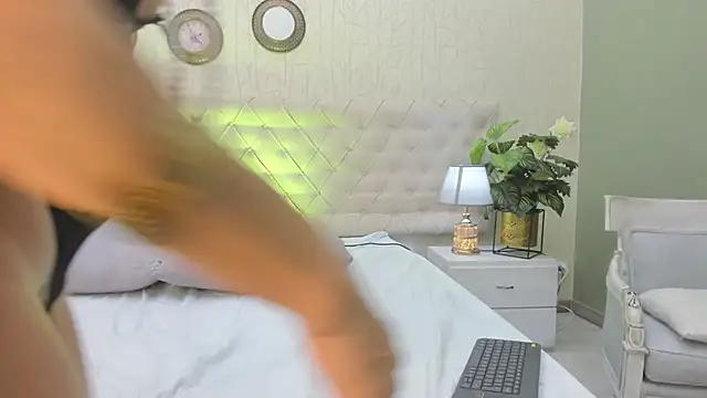 Snapshot of thecrazyadamss_ chatting on January 28, 2025, 1:16 pm thecrazyadamss online show from January 28, 2025, 1:16 pm