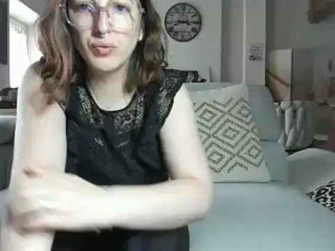 prunelle sexy online show from September 12, 2025, 6:13 am