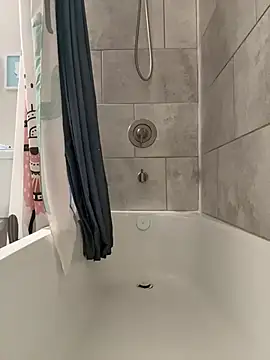 StrokinSnowman online show from July 26, 2026, 6:48 pm