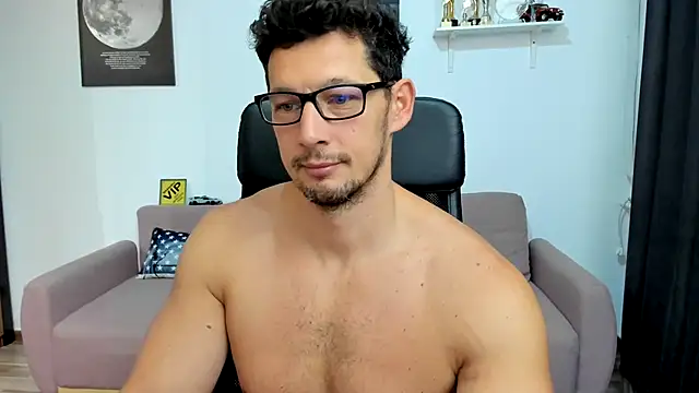 BrutusK08 online show from November 12, 2025, 8:15 am