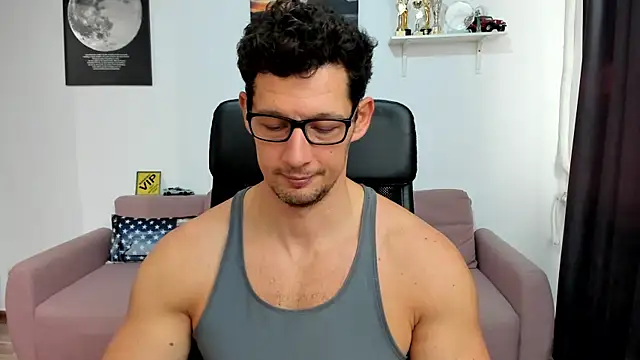 BrutusK08 online show from December 4, 2025, 8:12 am