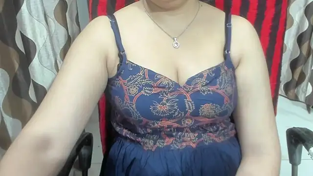 Snapshot of Kaur_Jannat chatting on May 13, 2026, 6:27 pm Kaur Jannat online show from May 13, 2026, 6:27 pm