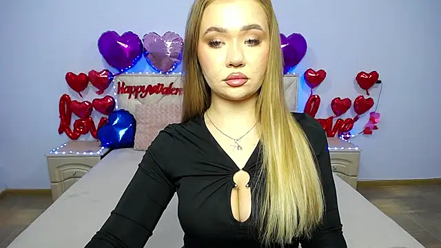 Snapshot of StacyYellig chatting on February 11, 2025, 12:05 pm StacyYellig online show from February 11, 2025, 12:05 pm