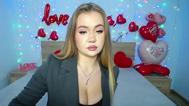 Snapshot of StacyYellig chatting on February 17, 2025, 3:09 pm StacyYellig online show from February 17, 2025, 3:09 pm