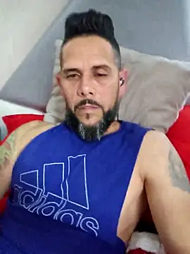 LUCIFER-Clau online show from April 17, 2026, 10:57 pm