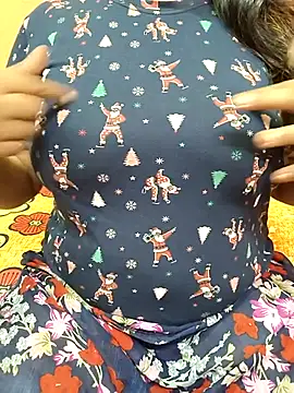 CUTE SOPHIA- online show from October 10, 2025, 1:15 am