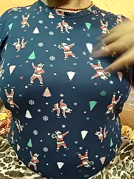 CUTE SOPHIA- online show from October 31, 2025, 1:17 am