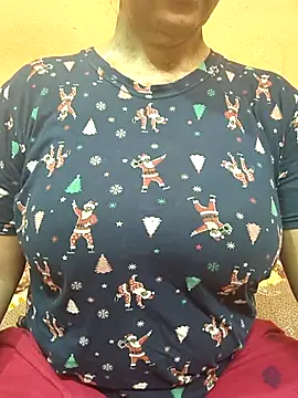 CUTE SOPHIA- online show from May 17, 2026, 2:20 am