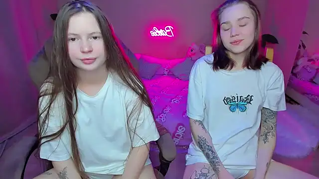 HelloRoxy online show from January 8, 2025, 3:19 am