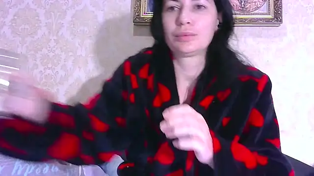 Snapshot of StunnigArt chatting on January 17, 2026, 2:27 am StunnigArt online show from January 17, 2026, 2:27 am