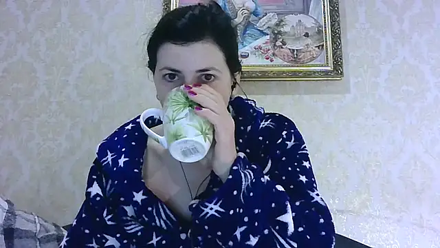 Snapshot of StunnigArt chatting on February 11, 2026, 2:16 am StunnigArt online show from February 11, 2026, 2:16 am