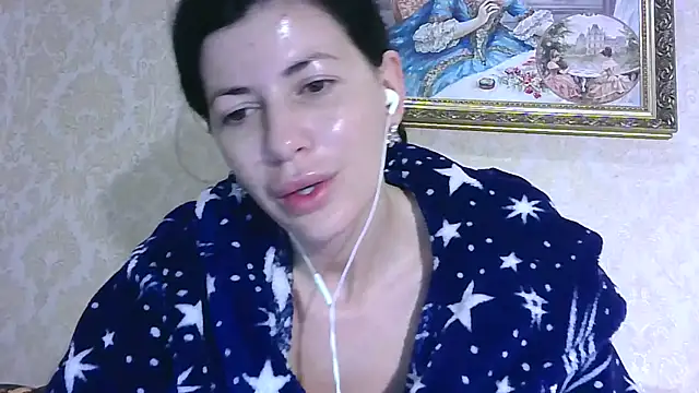 Snapshot of StunnigArt chatting on May 19, 2026, 1:22 am StunnigArt online show from May 19, 2026, 1:22 am