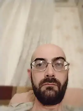 ArsenSavas online show from April 12, 2026, 8:03 pm