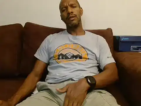 Snapshot of elmorenazost chatting on March 6, 2025, 3:02 am elmorenazost online show from March 6, 2025, 3:02 am