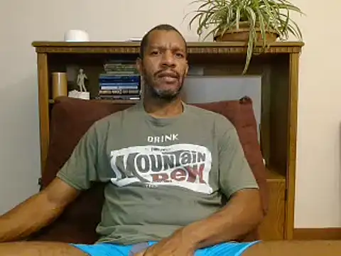 Snapshot of elmorenazost chatting on March 17, 2025, 2:30 am elmorenazost online show from March 17, 2025, 2:30 am