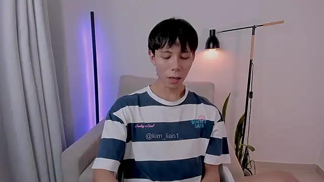 kim lian21 online show from February 13, 2026, 3:13 am