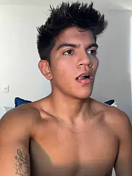 santiago 01 online show from December 1, 2024, 4:51 pm