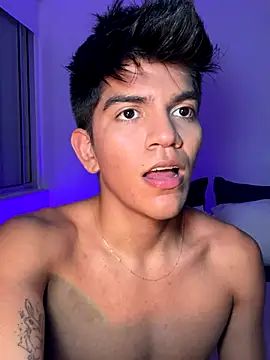 santiago 01 online show from December 1, 2024, 11:04 pm