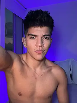 santiago 01 online show from December 5, 2024, 10:56 pm