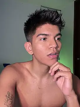 santiago 01 online show from January 31, 2025, 4:25 am