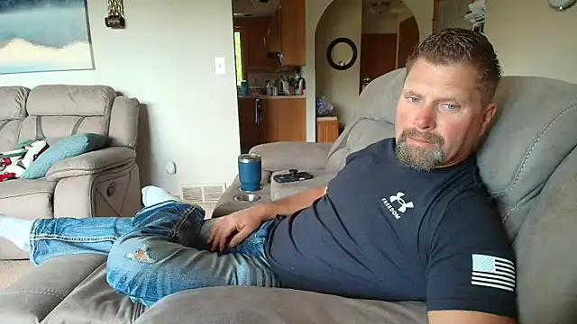 Snapshot of originalhempfarmer chatting on May 20, 2026, 8:37 pm originalhempfarmer online show from May 20, 2026, 8:37 pm