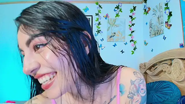 Snapshot of Teresa_Moon_ chatting on October 10, 2025, 8:19 pm Teresa Moon online show from October 10, 2025, 8:19 pm