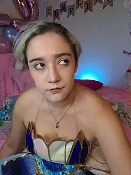 NaomiShimizu online show from November 7, 2025, 9:15 pm