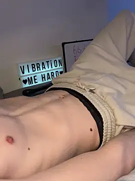 secret dream415 online show from April 10, 2026, 7:18 pm