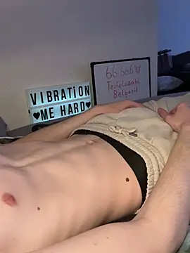 secret dream415 online show from April 13, 2026, 7:19 pm