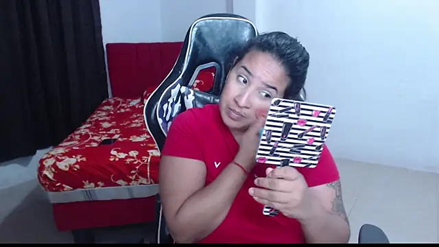 Snapshot of KathyHardcore69 chatting on October 8, 2025, 3:26 am KathyHardcore69 online show from October 8, 2025, 3:26 am