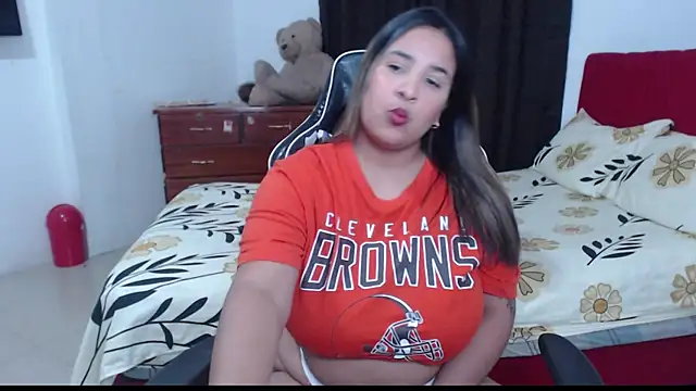 Snapshot of KathyHardcore69 chatting on October 10, 2025, 12:20 am KathyHardcore69 online show from October 10, 2025, 12:20 am