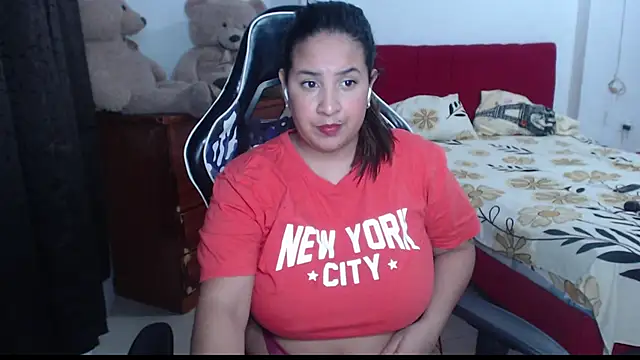 Snapshot of KathyHardcore69 chatting on October 31, 2025, 12:55 am KathyHardcore69 online show from October 31, 2025, 12:55 am