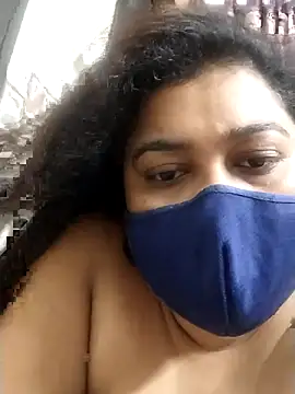 indianlisa5 online show from June 18, 2026, 8:24 pm