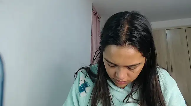 fairylatin222 online show from January 24, 2025, 8:13 am