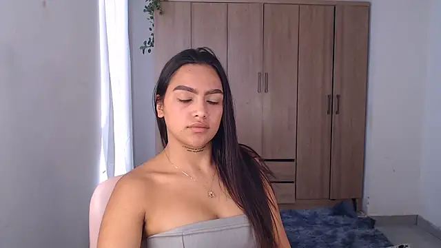 fairylatin222 online show from February 18, 2025, 9:09 pm