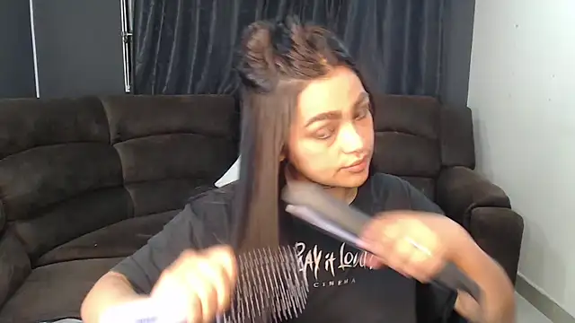 fairylatin222 online show from November 24, 2025, 11:59 pm