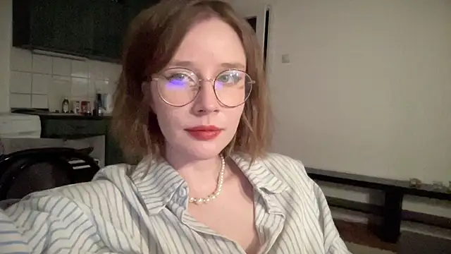 Snapshot of ms_christiana chatting on December 19, 2025, 2:18 am ms christiana online show from December 19, 2025, 2:18 am