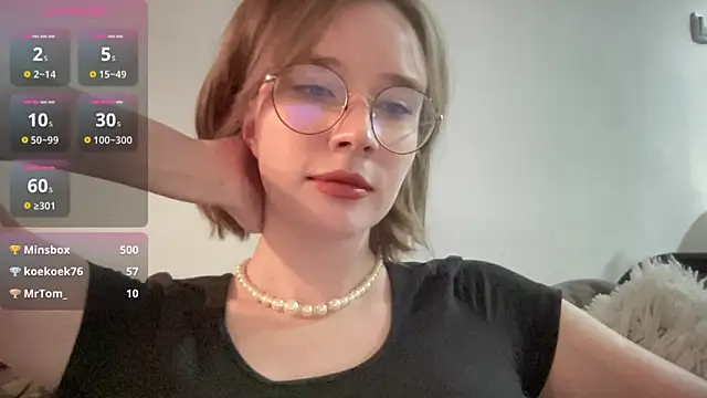 Snapshot of ms_christiana chatting on December 21, 2025, 2:19 am ms christiana online show from December 21, 2025, 2:19 am