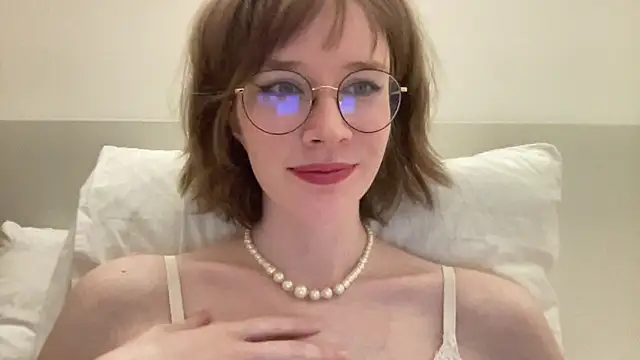 Snapshot of ms_christiana chatting on May 14, 2026, 8:15 pm ms christiana online show from May 14, 2026, 8:15 pm
